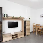 Home2book Duplex & Wifi 아파트